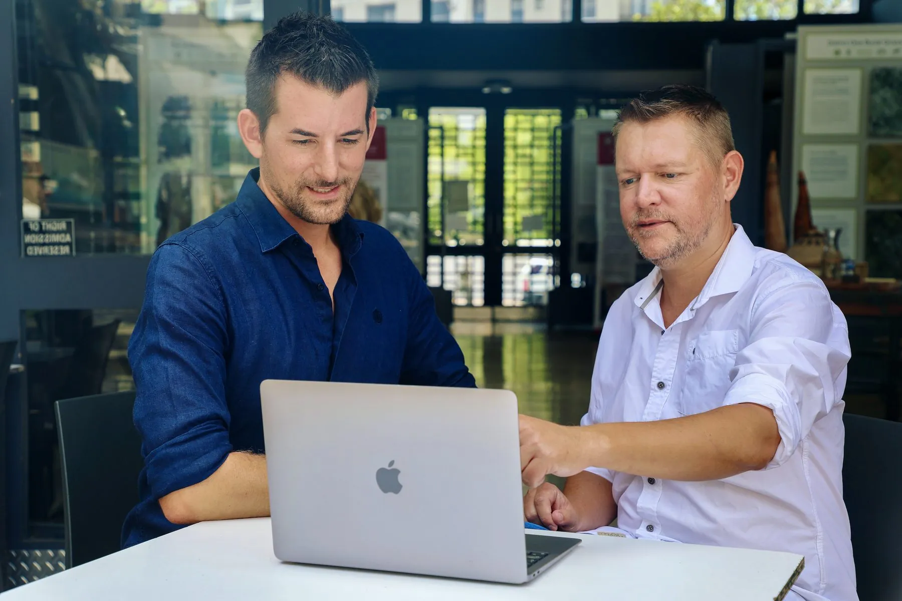 Sebastian Gabel und Andreas Ebert, Geschäftsführung explainity GmbH
